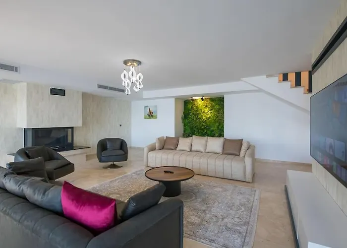 Front Super Boss 2 * Bodrum