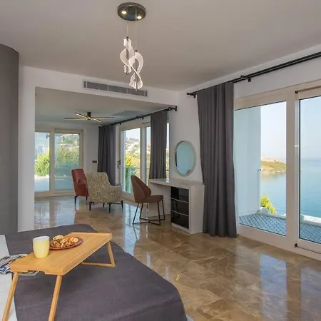 Villa Front Super Vılla Boss 2 *