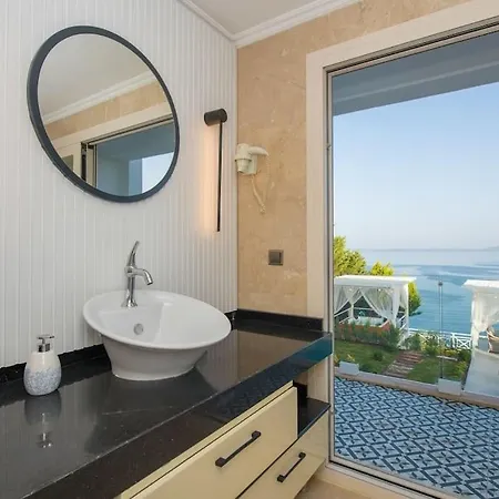 Front Super Vılla Boss 2