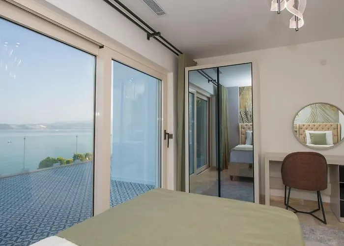 ヴィラ Front Super Boss 2