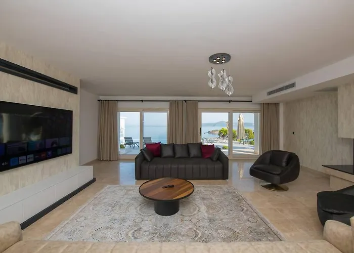 别墅 Front Super Boss 2 博德鲁姆