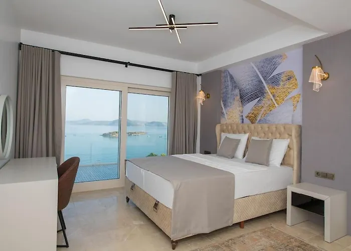 Front Super Boss 2 Βίλα *