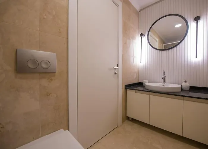 Front Super Boss 2 ヴィラ *